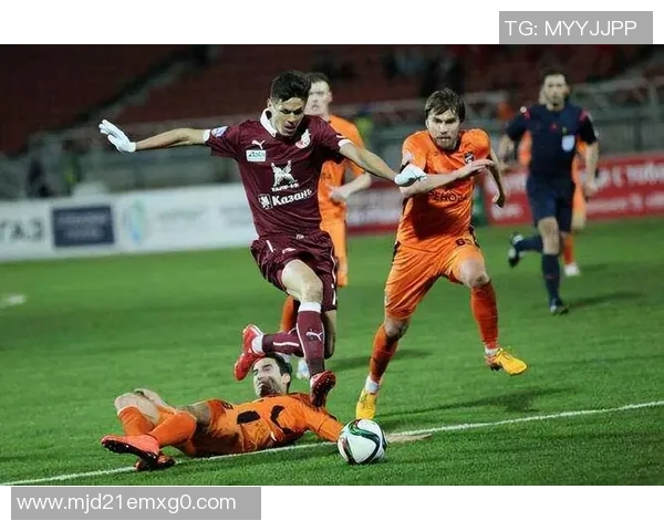 罗森博格与萨尔普斯激战正酣谁能在这场对决中笑到最后